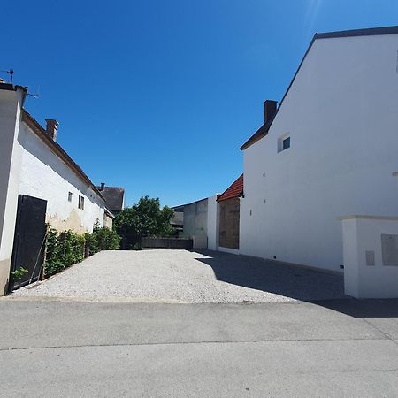 Zentrum 7 Moerbisch Mörbisch am See Exterior foto